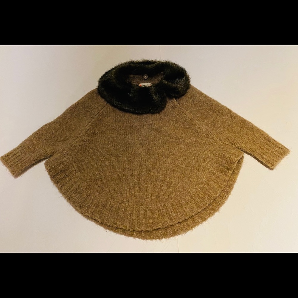 NEW J.Crew Faux Fur Collar Poncho Size 2-4Y
